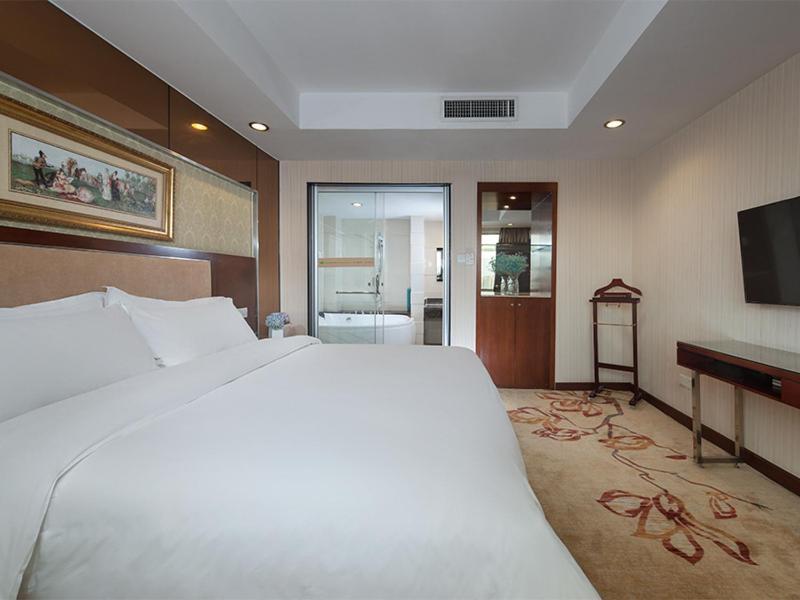 Vienna Hotel Qingyuan Lianjiang Road Zewnętrze zdjęcie
